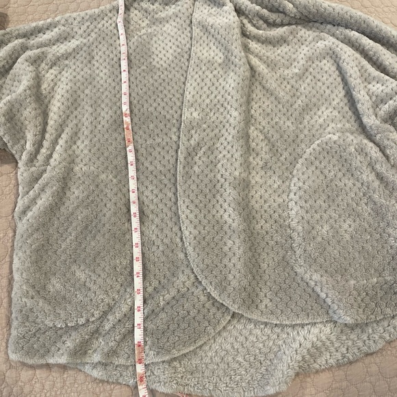 Cozy Plush Gray Hooded Cardigan/Shrug O/S by The Royal Standard - Picture 7 of 7